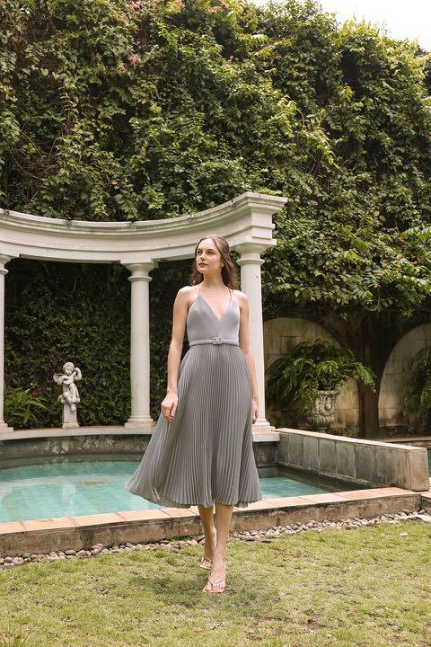 BNIB Claude Latto dress in grey silky crepe
