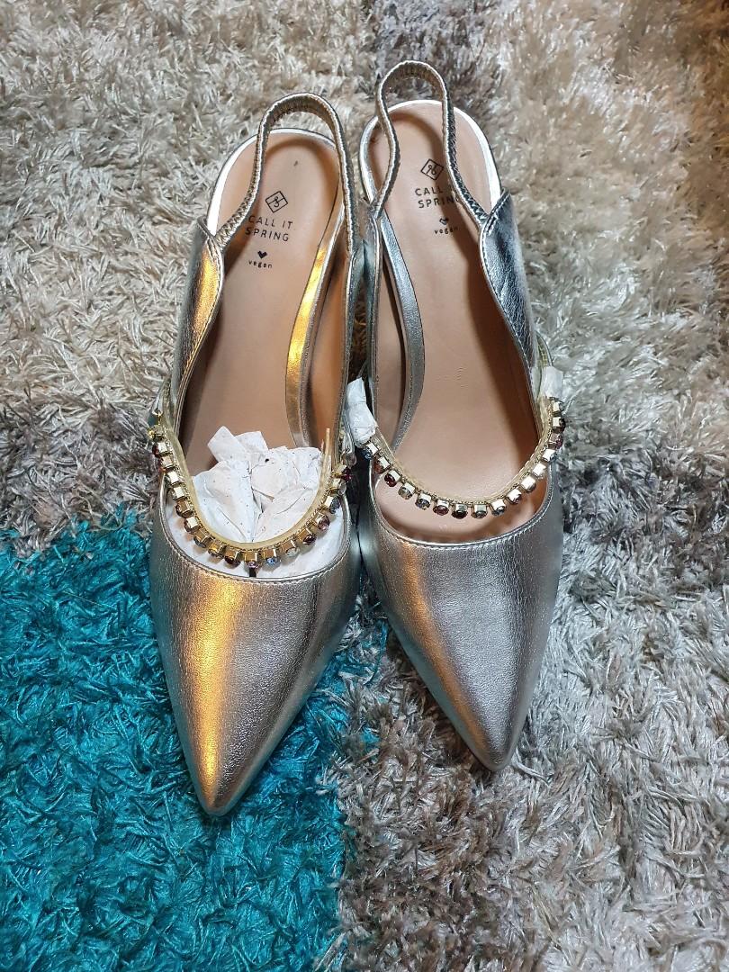 NEVER WORN Call it Spring heels, size 8.5 but I'm a... - Depop