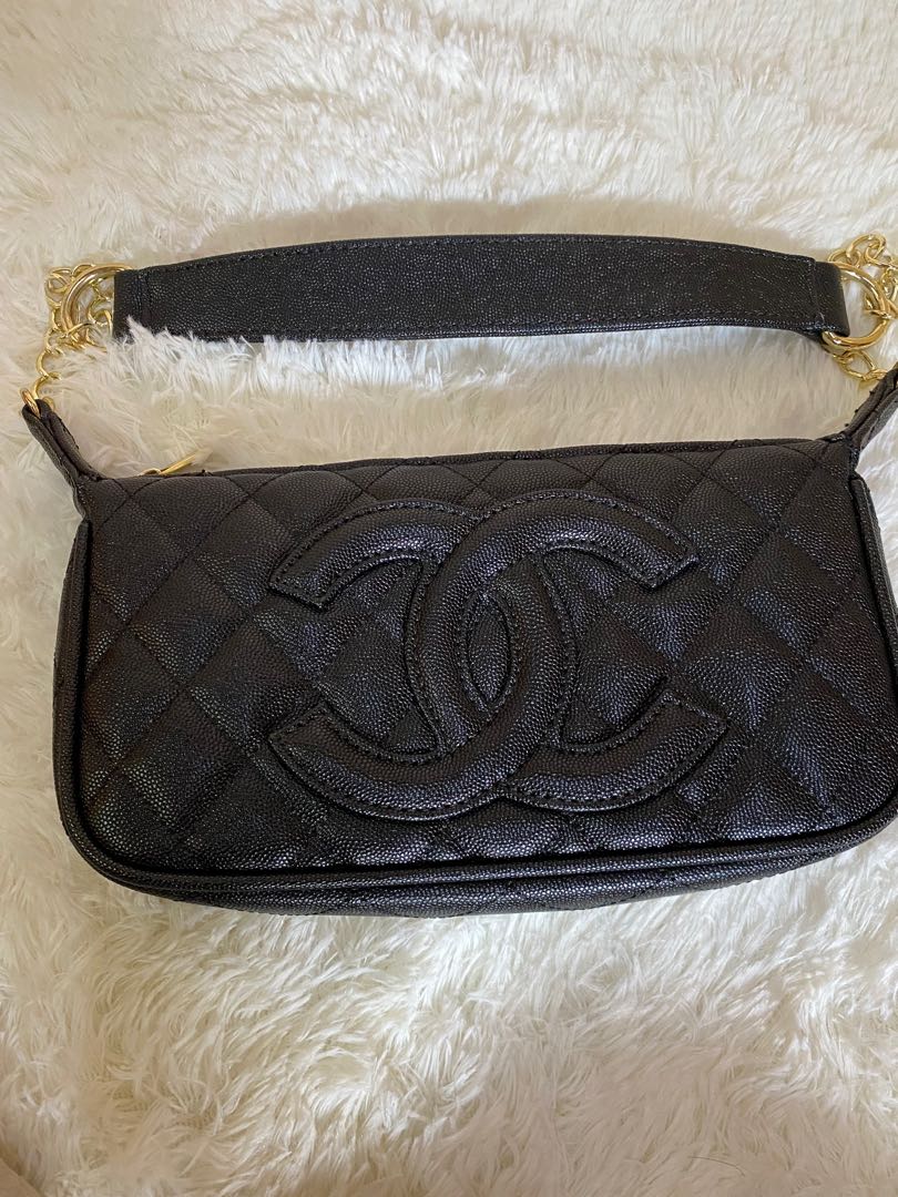 Chanel saddle bag, Women's Fashion, Bags & Wallets, Shoulder Bags on