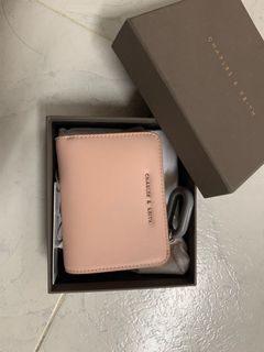 （分類：）位於 。 由 kitkitttty 提交（商品編號 1165184877，圖片 1）。簡介： 。