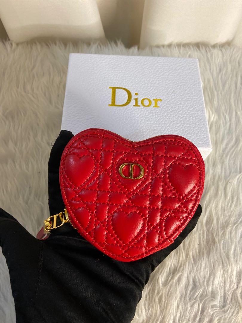 Dior caro heart wallet on chain pre-order (Category: Luxury Bags & Wallets) located in Mandaluyong City. Submitted by japanandsingaporeluxepreloved (Listing ID 1165130876, Image 3). Description: Diclaimer: we are not associated with the brands that are linked and stated with this post. All copyrights are reserved to its brandowners . No infringement intended . .