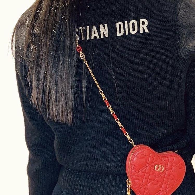 Dior caro heart wallet on chain pre-order (Category: Luxury Bags & Wallets) located in Mandaluyong City. Submitted by japanandsingaporeluxepreloved (Listing ID 1165130876, Image 2). Description: Diclaimer: we are not associated with the brands that are linked and stated with this post. All copyrights are reserved to its brandowners . No infringement intended . .