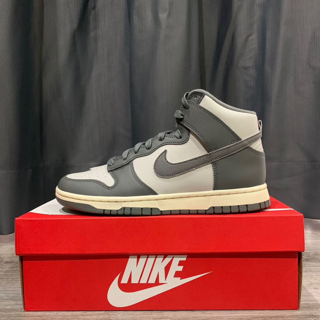 dunk high light bone