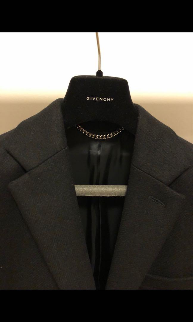 Givenchy winter coat size 48