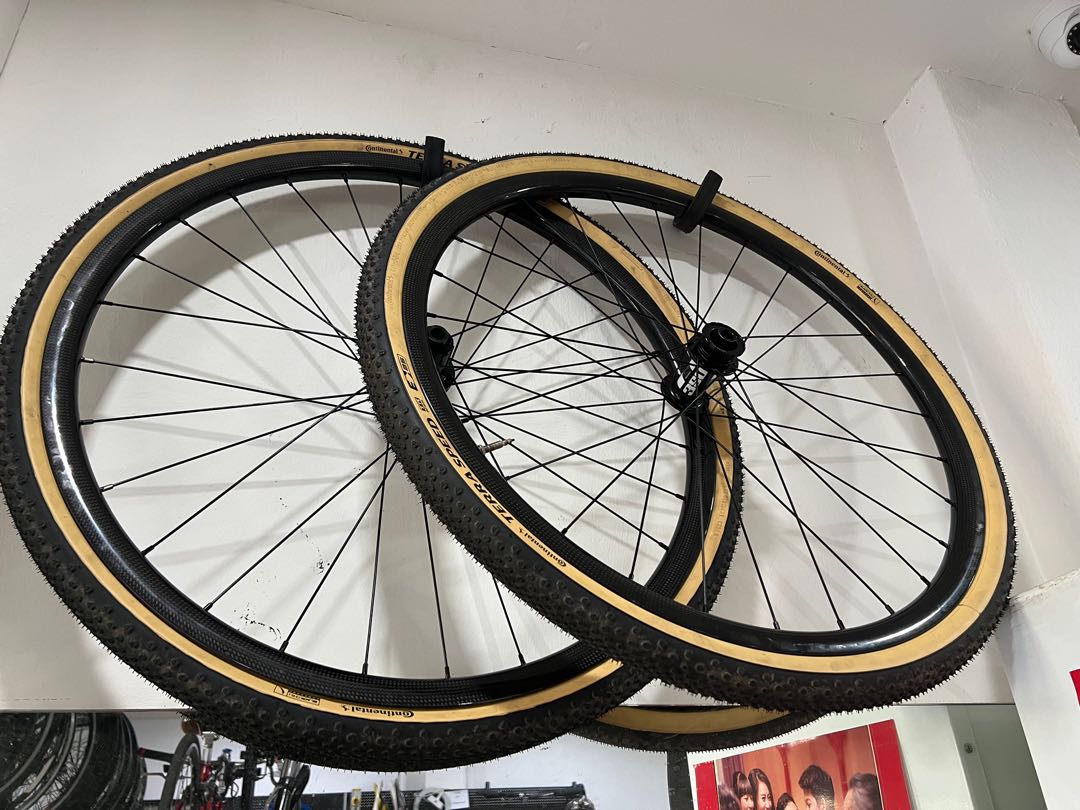 Gravel Bike 650B Disc Carbon Wheelset Sports Equipment Bicycles