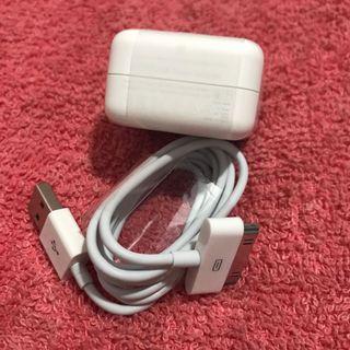 iPhone 4 4s iPad 1 2 3 charger 12 watts adapter and 30 pin cable