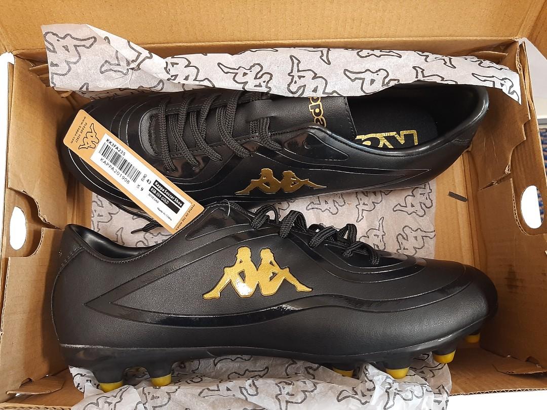 Football Boots, Men's Fashion, on Carousell