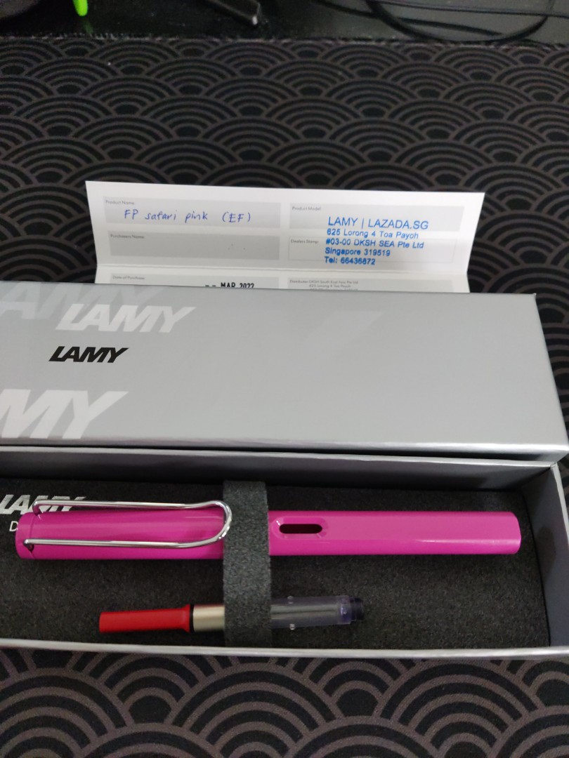 Lamy Safari EF with converter, Hobbies & Toys, Stationery & Craft ...
