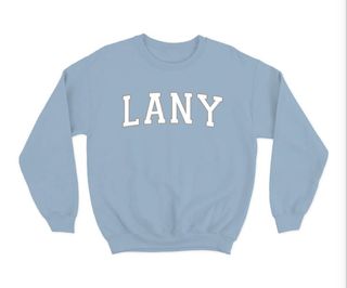 (Category: ) located in . Submitted by krncloset (Listing ID 1165144009, Image 1). Description: .