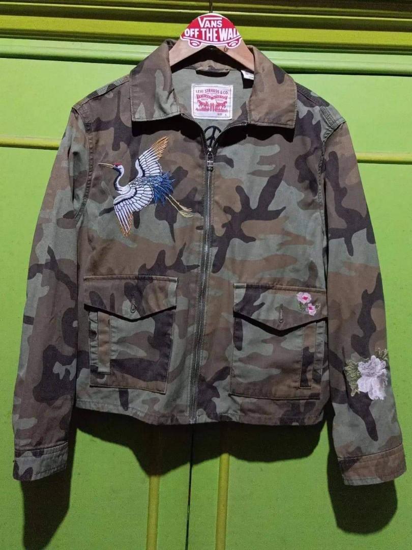 Levis Camouflage Women's Jacket, Women's Fashion, Coats, Jackets and  Outerwear on Carousell