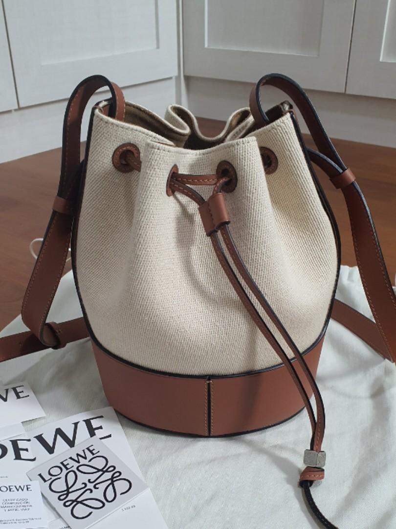 LOEWE Cream Balloon Bucket Bag - Farfetch