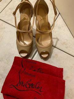 Louboutin Mirabella Strappy shimmer patent and soft leather heels in nude size 39