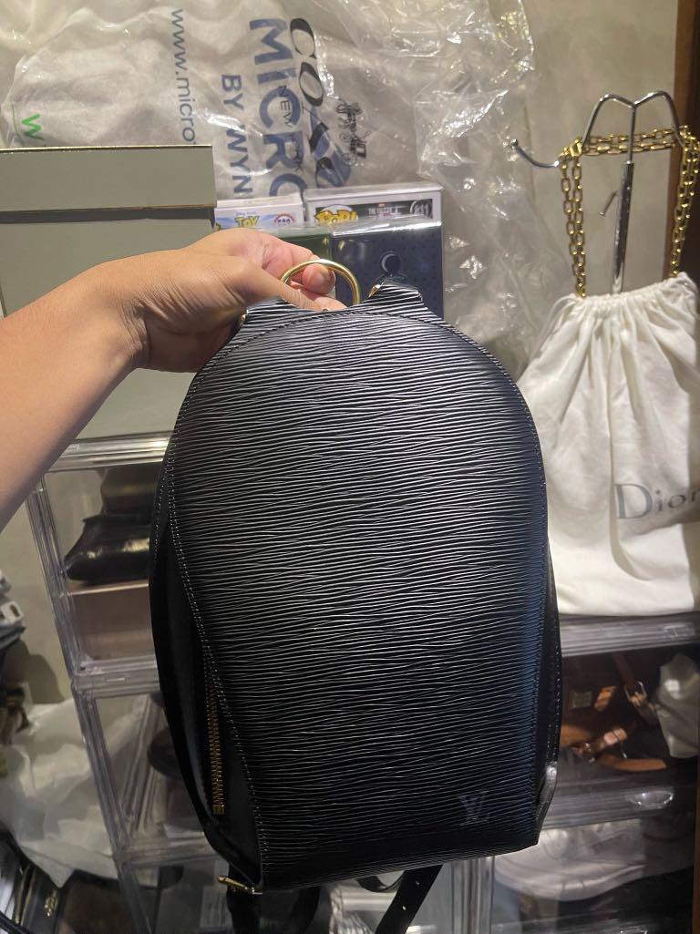 LV Backpack (Category: Bags & Wallets) located in Singapore. Submitted by ecrz19 (Listing ID 1165196821, Image 2). Description: LV Mabillon backpack in Black Epi leather like new condition, kept in storage Bag only Details and more pictures can be requested.
