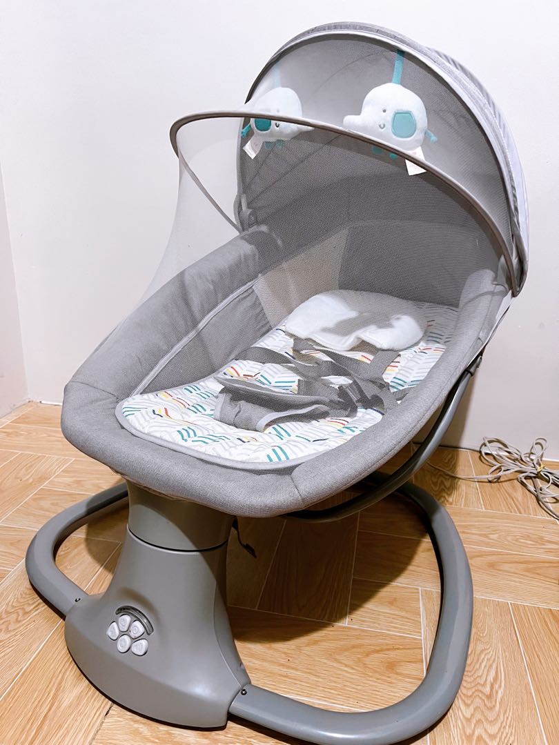 Automated baby rocker new arrivals