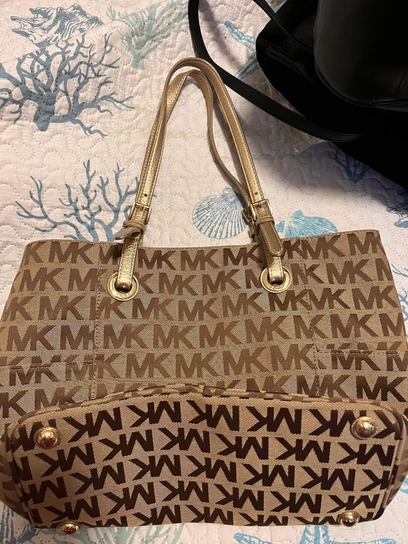 Michael Kors MK Bag, Luxury, Bags & Wallets on Carousell
