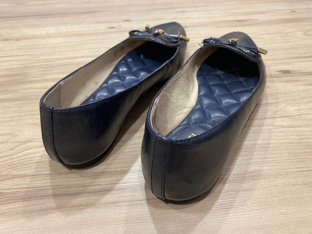 Michael kors 2024 nancy flat