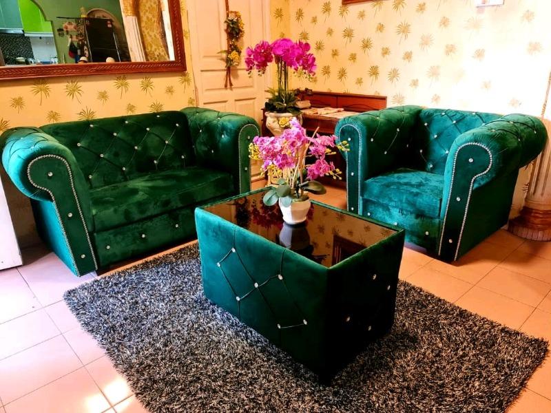 MURAH SET SOFA CHESTERFIELD FREE DELIVERY Furniture Home Living