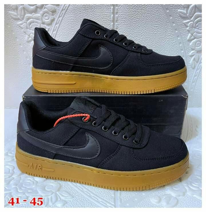 interchangeable nike swoosh shoes