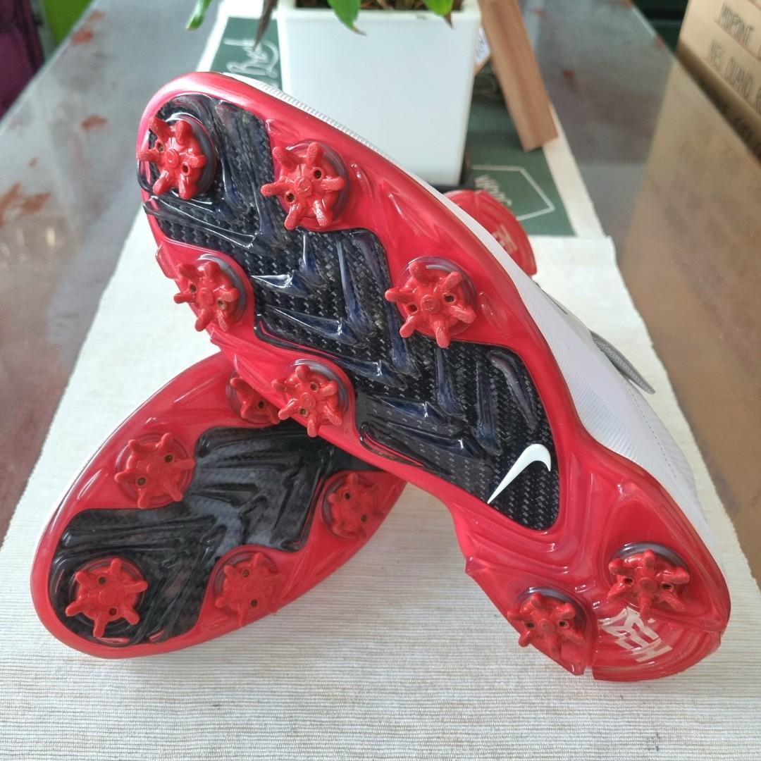 NIKE TW GOLF SHOES, Sports Equipment, Sports & Games, Golf on Carousell