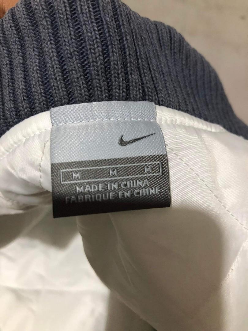 Nike Womens Bomber Jacket (Category: Coats, Jackets and Outerwear) located in Mandaluyong City. Submitted by Mid90s (Listing ID 1165039722, Image 3). Description: size medium on tag dimension 23x18.