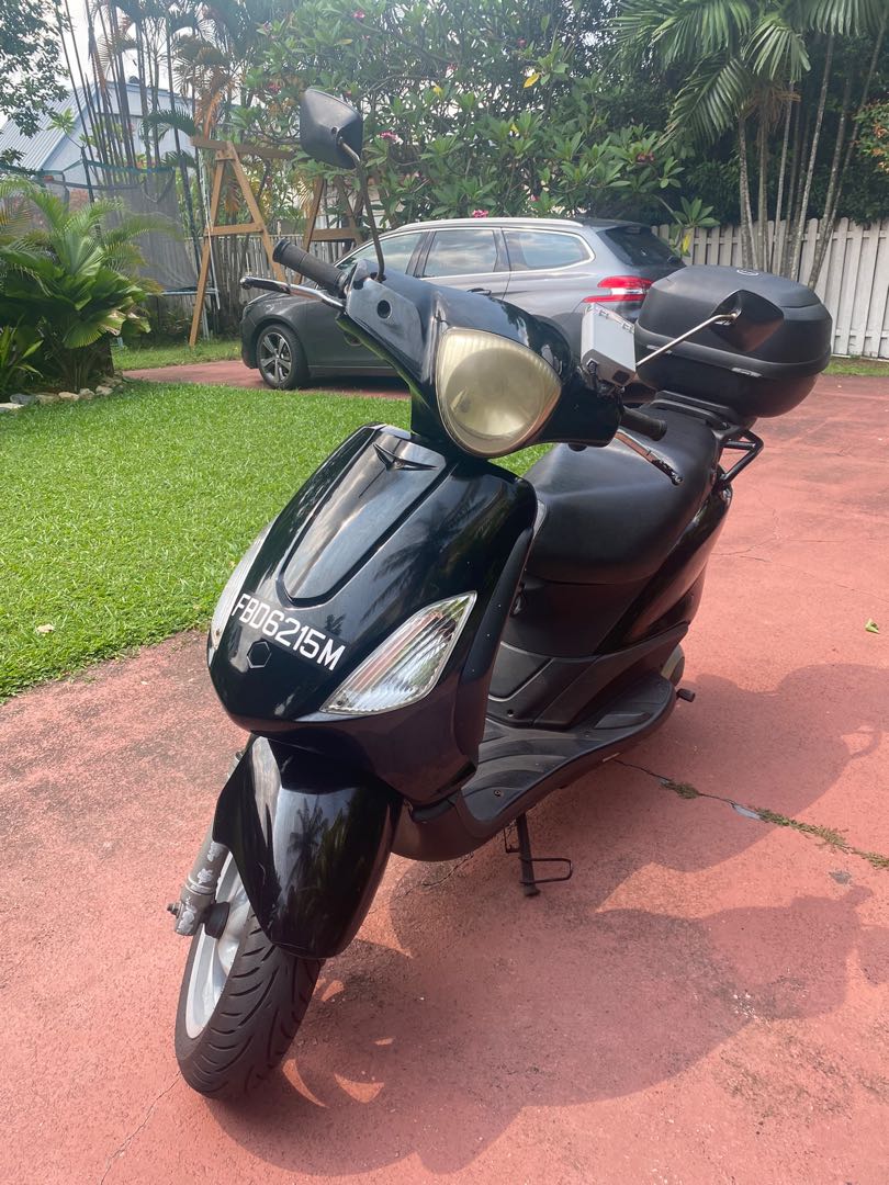 PIAGGIO SCOOTER, Motorcycles, Motorcycles For Sale, Class 2B On Carousell