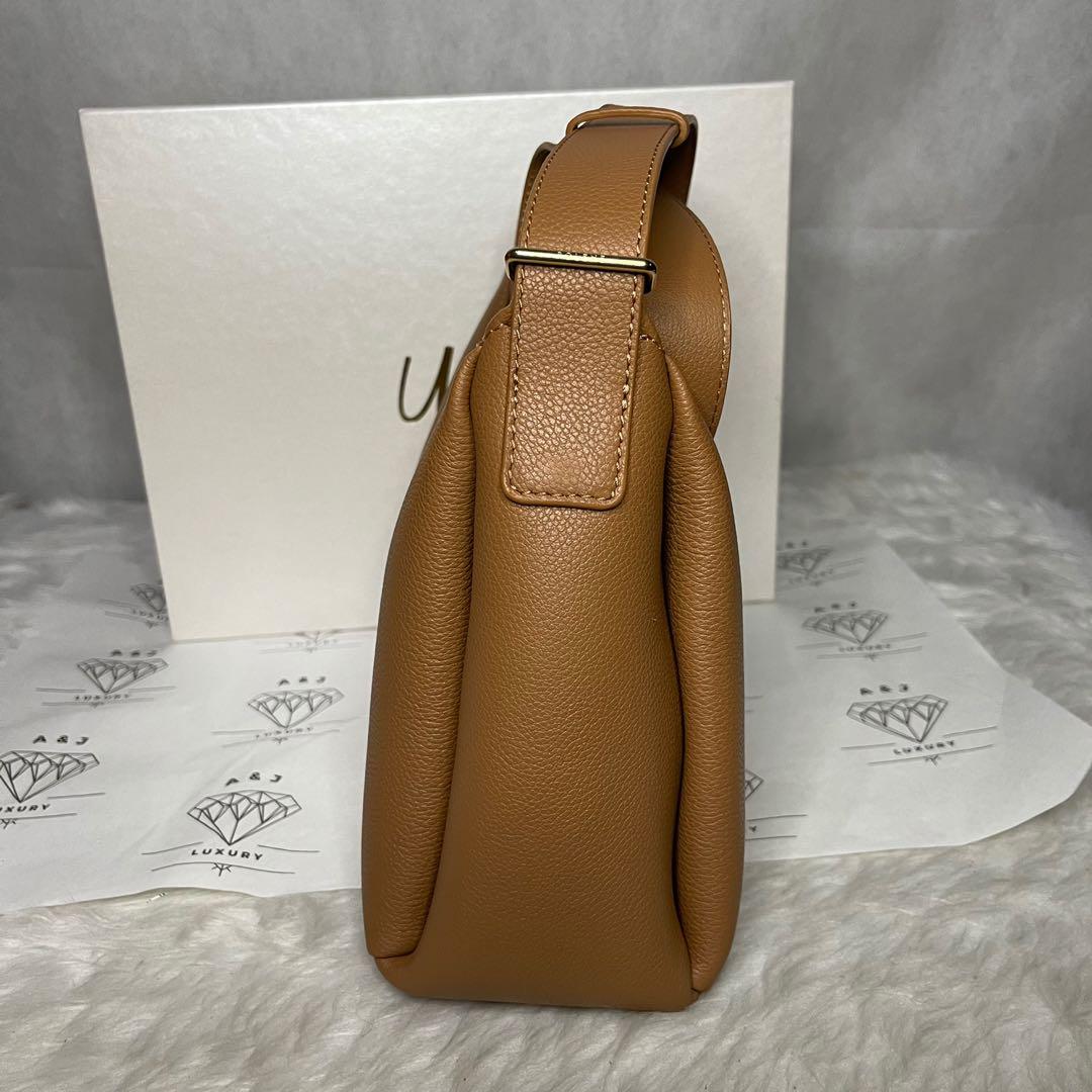 polene umi in camel textured, Luxury, Bags & Wallets on Carousell