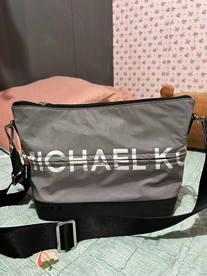 Michael kors 2025 sport bag