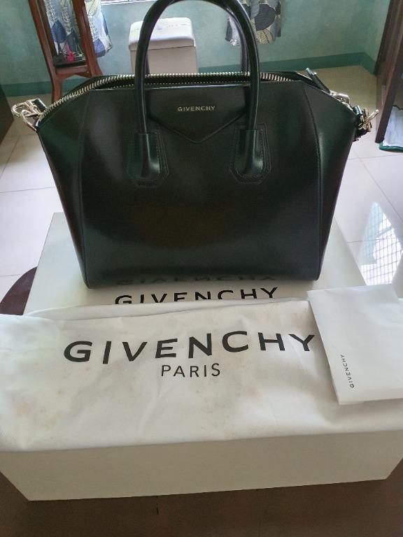 Rarely used Givenchy Antigona. Complete with box, receipt, dust bag and  paper bag. No flaw., Luxury, Bags & Wallets on Carousell