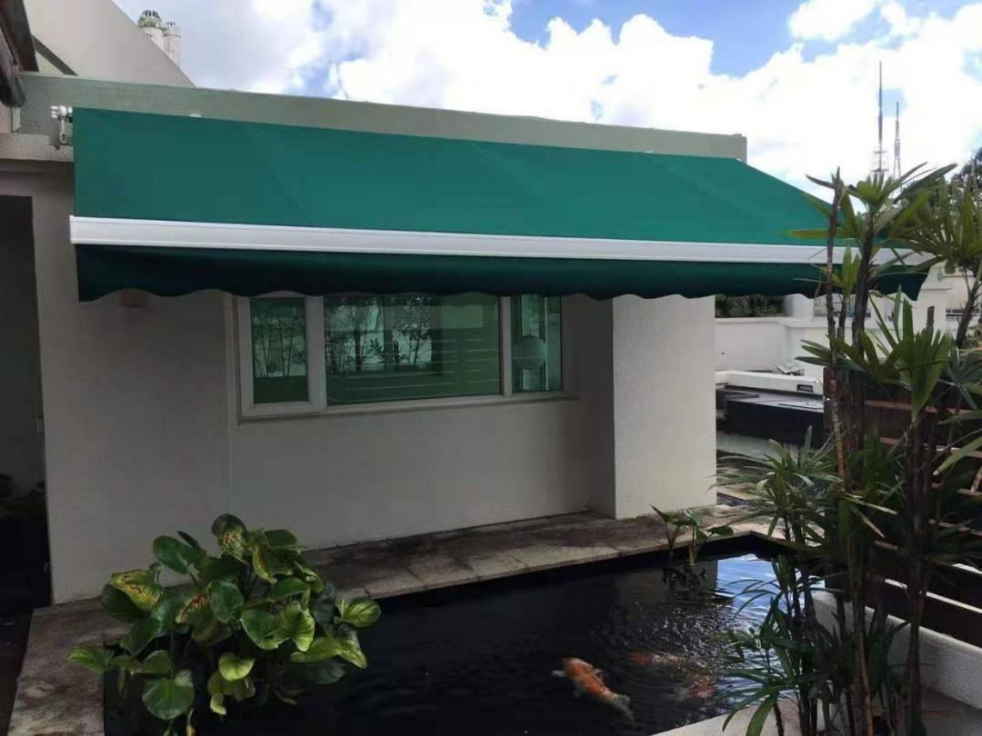 Retractable awning62863115440897111