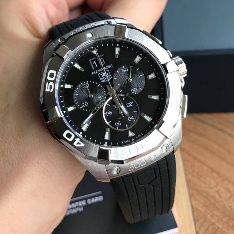 Aquaracer 2025 quartz chronograph