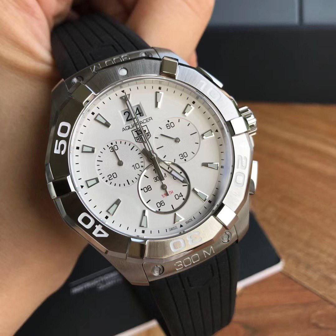 Tag Heuer Aquaracer Quartz Chronograph 300 m 43 mm CAY1111
