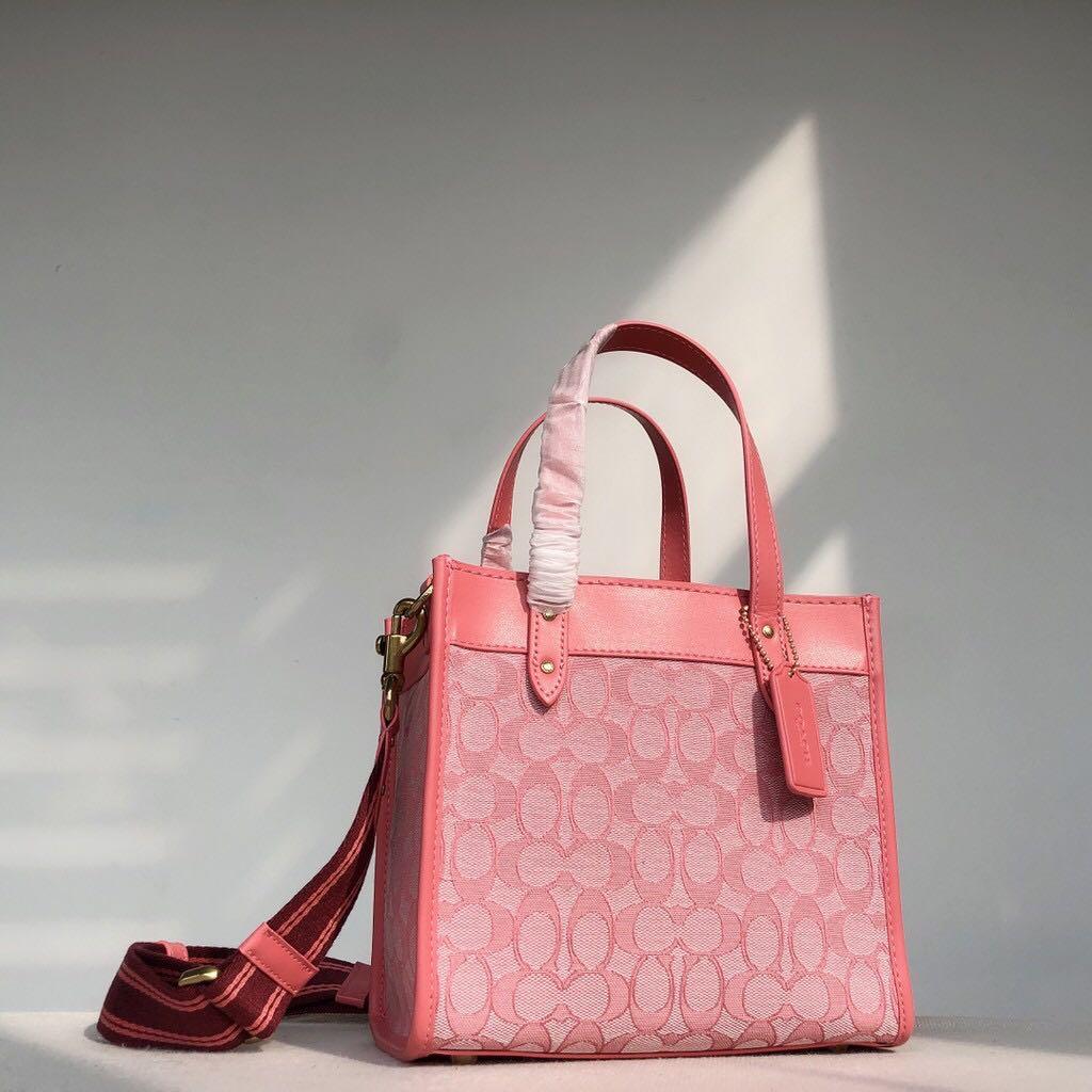 Tory Burch TB Kira Chevron Pink Moon, Barang Mewah, Tas & Dompet di  Carousell