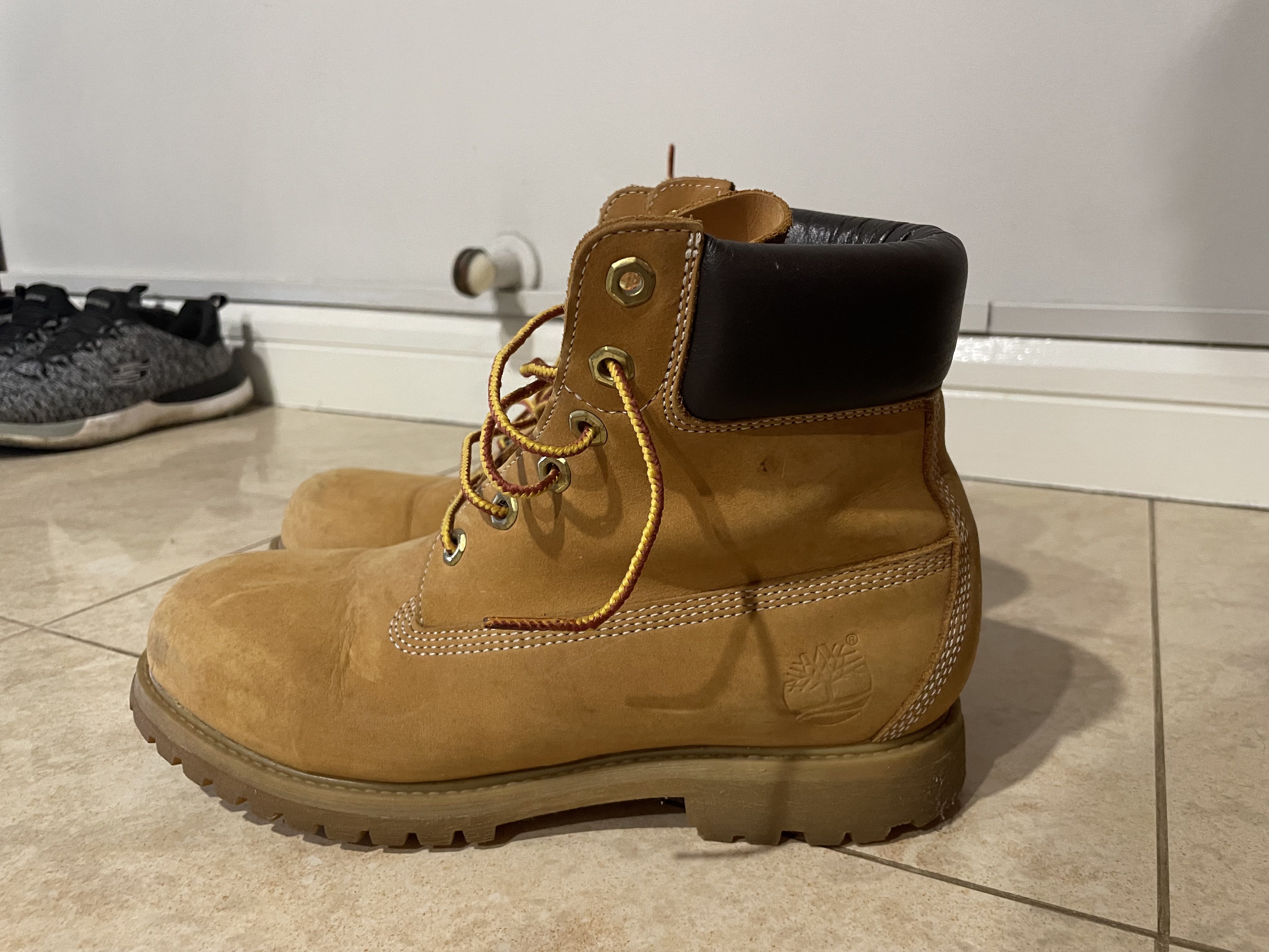 timberland boots 9c