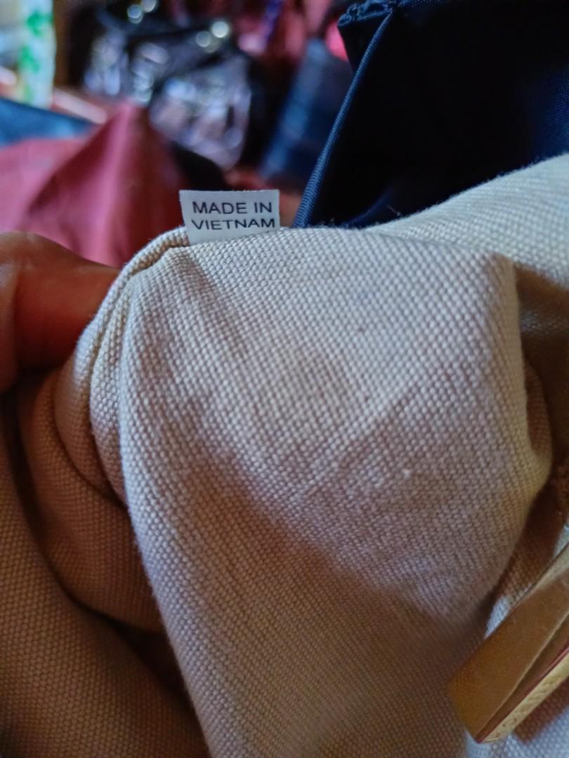 TORY BURCH MADE in VIETNAM, Barang Mewah, Tas & Dompet di Carousell