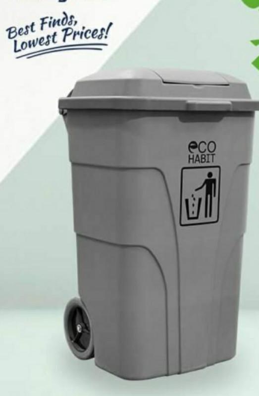 Trash bins, Furniture & Home Living, Cleaning & Homecare Supplies