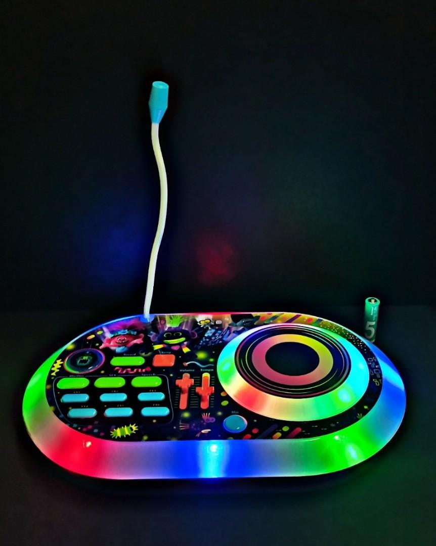 Trolls World Tour DJ Trolled Party Mixer Turntable, Hobbies & Toys