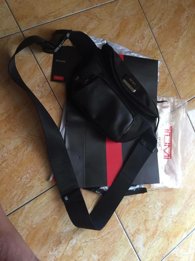 Tumi Waist Bag, Men's Fashion, Bags, Sling Bags on Carousell