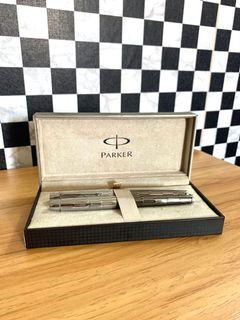 Vintage Parkers Fountain Pen and Ballpoint Pen Set