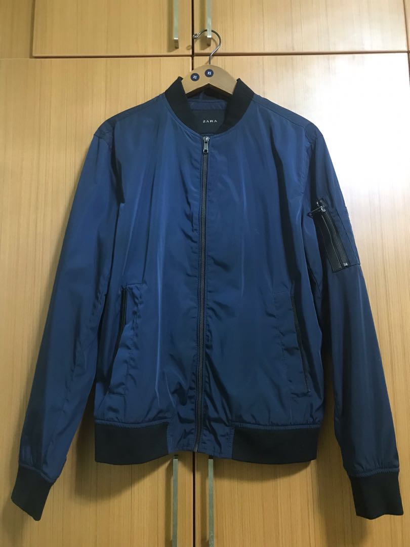 What to wear with a navy blue bomber jacket store