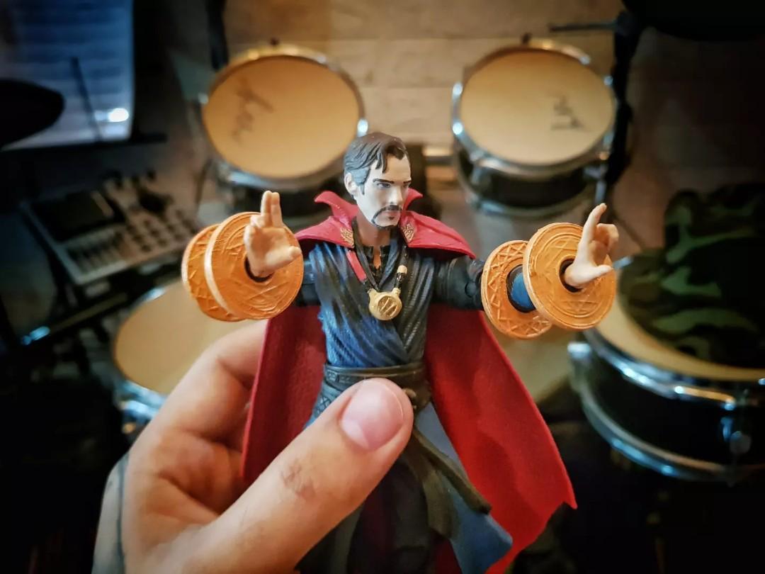 1:12 scale Dr. Strange multiple effects action figure accessory (Category: Figurines & Statues) located in Quezon City. Submitted by ravenracca (Listing ID 1165257923, Image 1). Description: 1:12 scale Dr. Strange multiple effects action figure accessory *may come in colorways of your preference best for your 6inch action figures 800php per set set includes 4 power effects Dr. strange action figure not for sale.