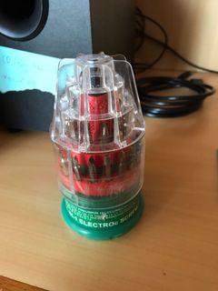 WTS - 31 in 1 Electronic Screwdriver Set
