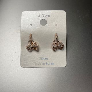 由 a412262001 (刊登 ID 1130051971，圖片 1) 提交，位於 的 (類別：)，說明：。
