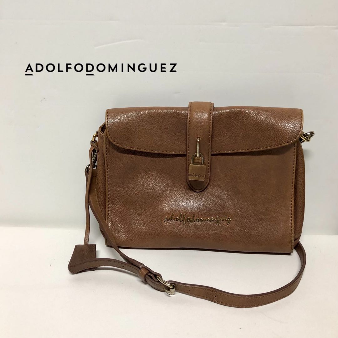 Adolfo dominguez bags store