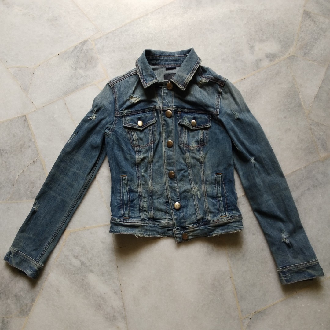 how to make a jean jacket look worn
