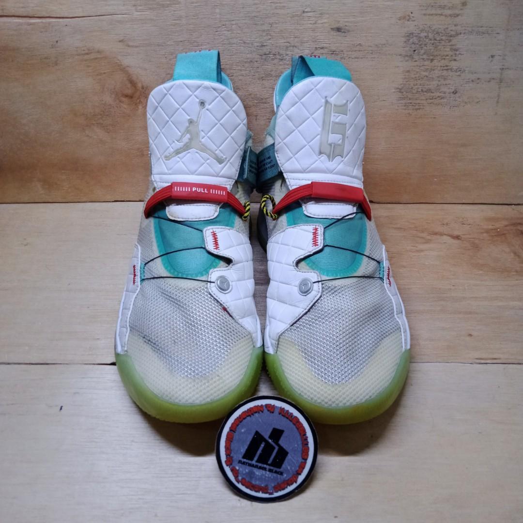 Retro xxxiii sale