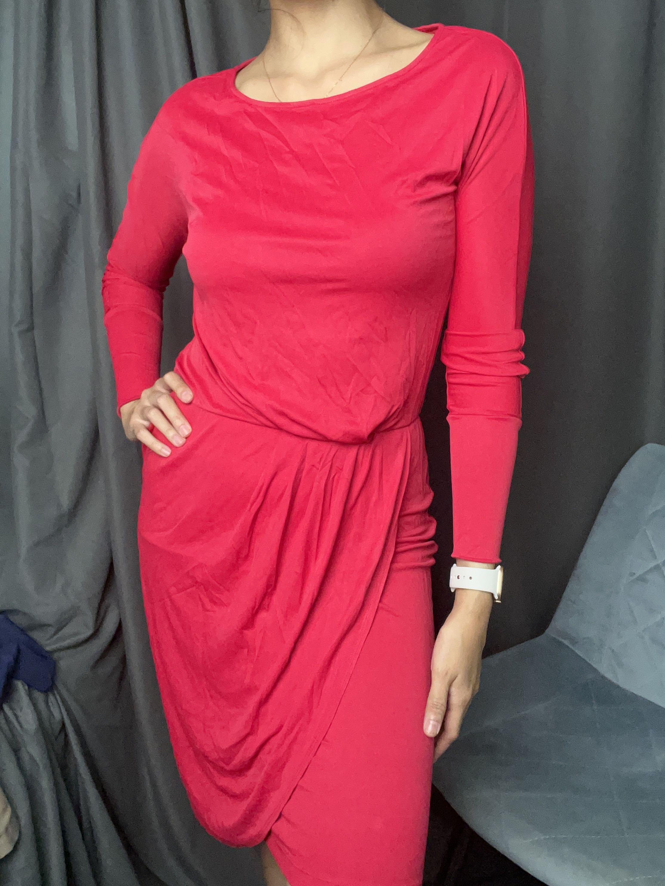 BCBG Maxazria Pink Elegant Long Dress (Category: Evening dresses & gowns) located in Mandaluyong City. Submitted by addminroom (Listing ID 226449250, Image 1). Description: #EverythingMustGo #ENDGAMEyourEXCESS Has minor runs Long sleeves Silky Stretchy Long dress Fabric is flowy and drops well Very classy Original authentic Bought in US.