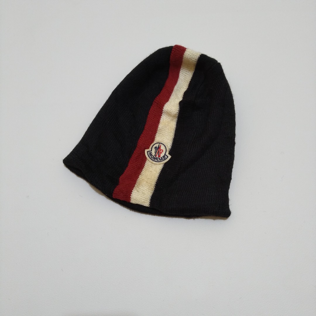 Beanie kupluk topi moncler second bekas 