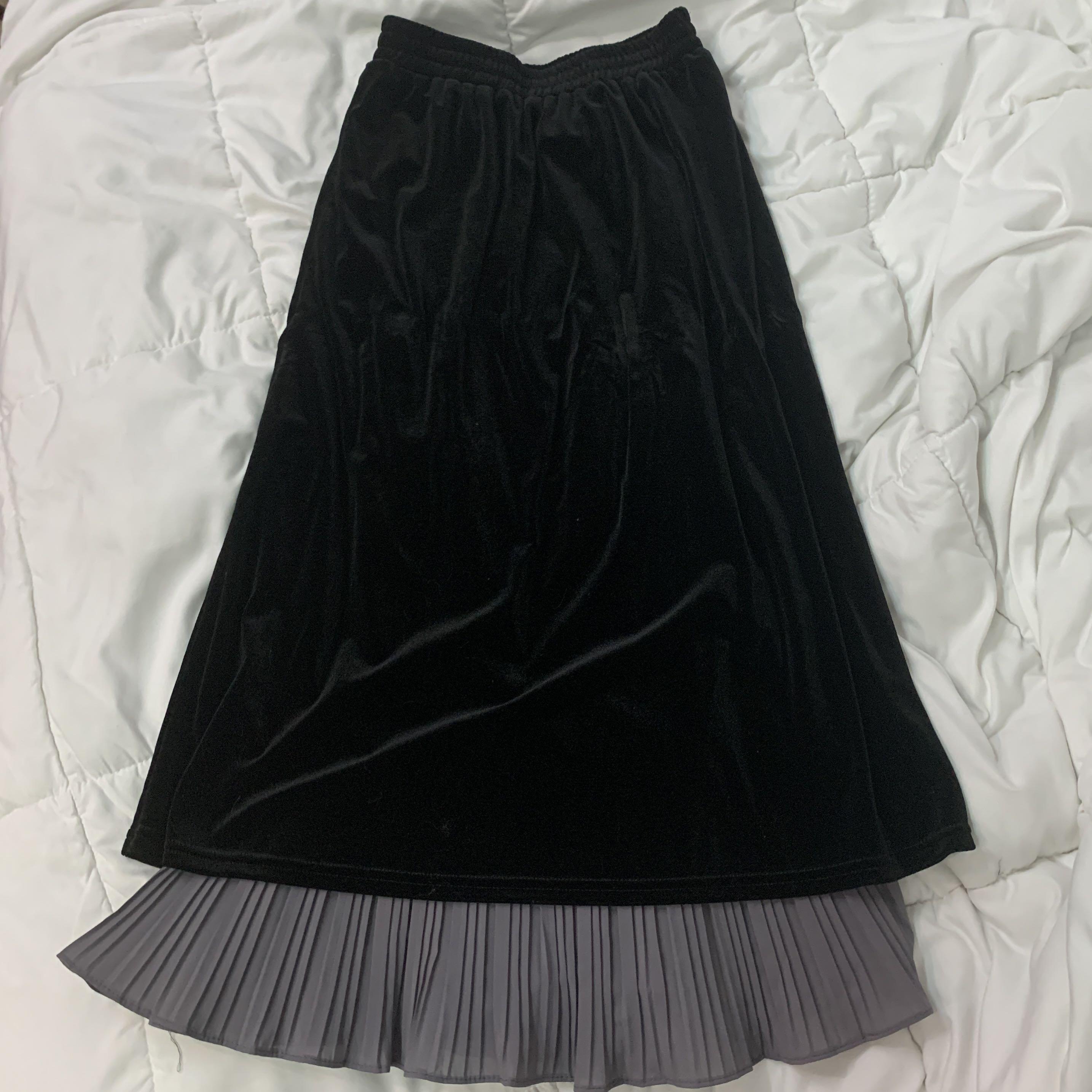 black and grey velveteen maxi skirt, Women's Fashion, Bottoms, Skirts ...