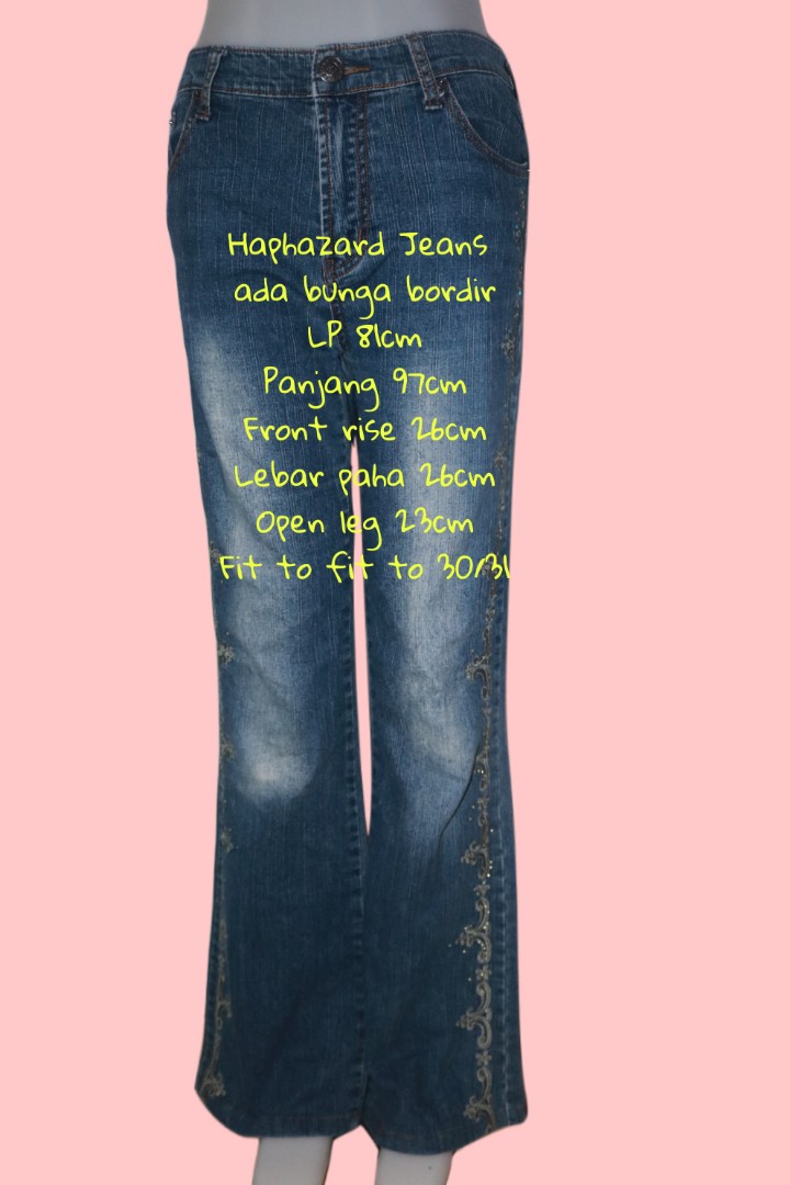Boot Cut Jeans, Fesyen Wanita, Pakaian 