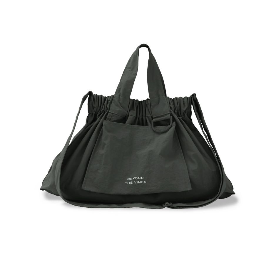 BTV M Dumpling Bag in Olive, Women's Fashion, Bags & Wallets, Shoulder ...